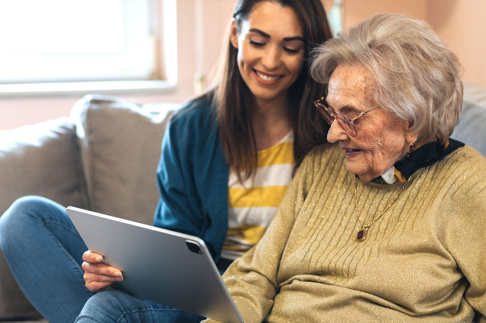 Digitalización y personas mayores